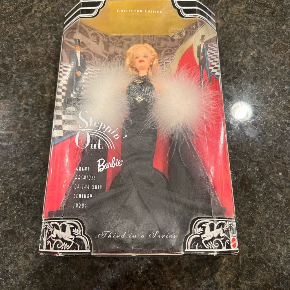 1998 Steppin Out Barbie 1930s Great Fashions 20th Century Doll Mattel Vintage